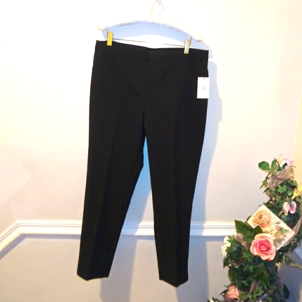 NWT Chaus Black Ankle Length Pull-On Dress Pants